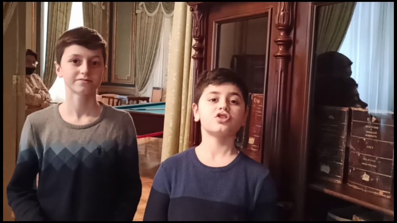 Братя Ализаде в Дом-Музейе Гаджи Зейналабдина Тагийева.