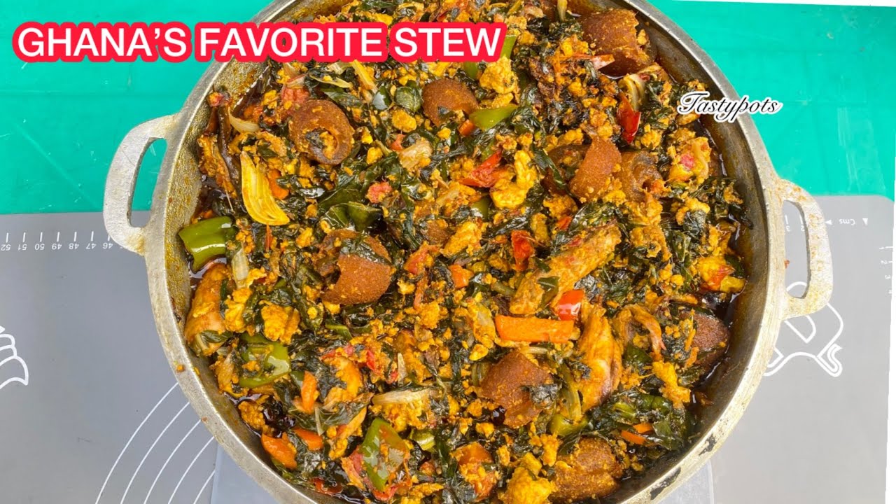 HOW TO MAKE THE AUTHENTIC GHANAIAN AQUSHI KONTOMIRE STEW 