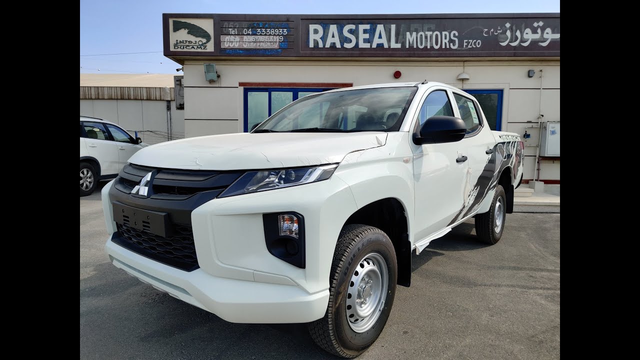 Mitsubishi L200 GL Basic-Option Double Cab 2.4L Petrol M/T 4x4 Diamond White 2020 Model
