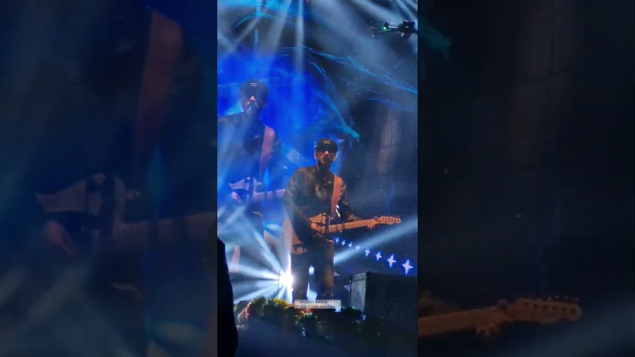 Boba Tunnel (Chotushkone) Anupam Roy live​ 