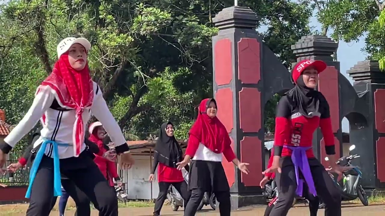 Yang lagi hits |Ubur~Ubur ikan Lele #aerosunmor #selanegara