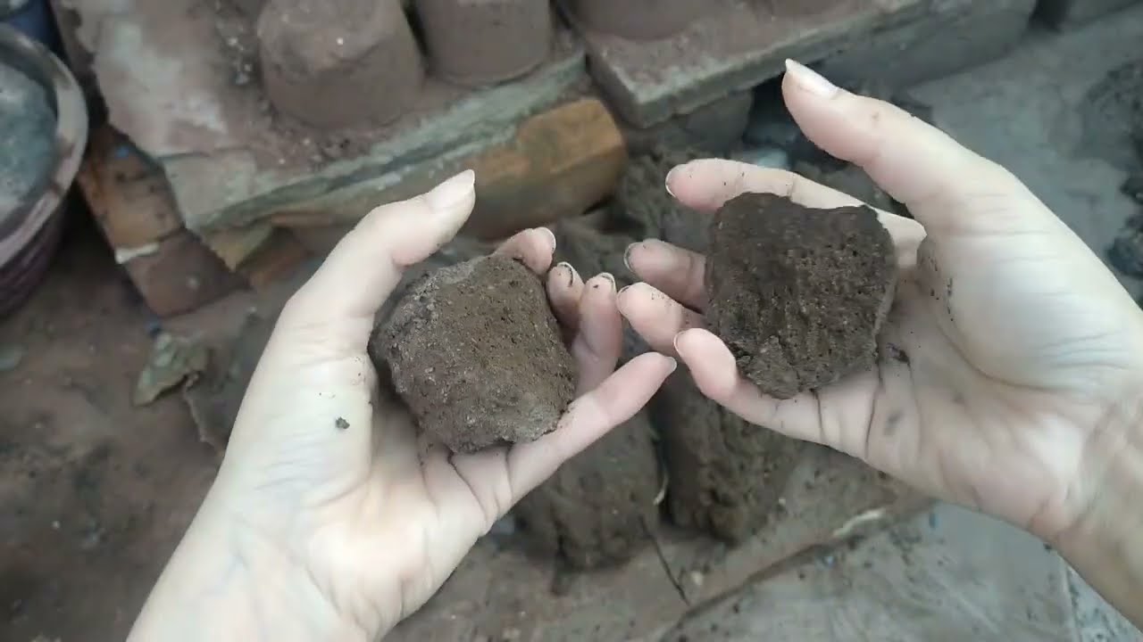 Crumbling of damp charcoal texture \ Cleaning vlog