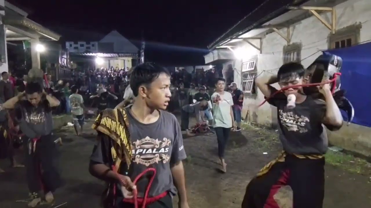 Bantengan sapi alas reborn edisi penutupan ramadhan kalap bringas orat arit kalangan 