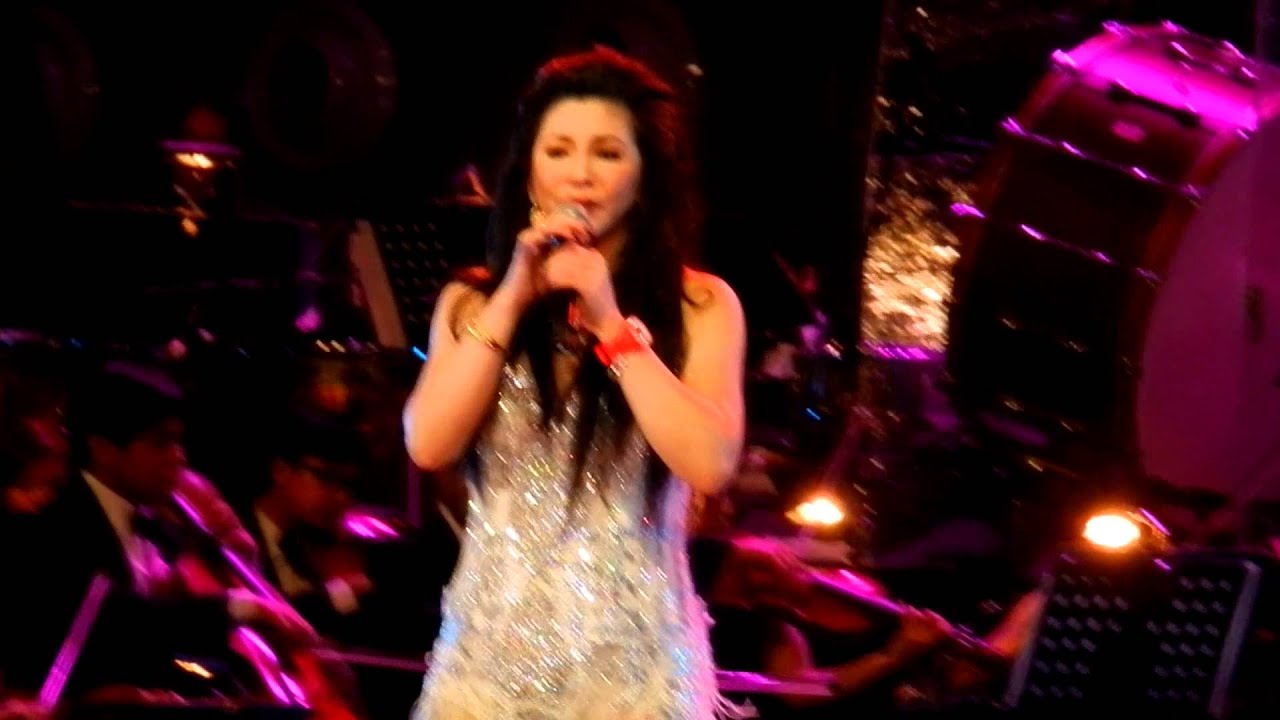Silver Concert : Kahit Ika'y Panaginip Lang / Araw Gabi / Tuwing Umuulan at Kapiling ka