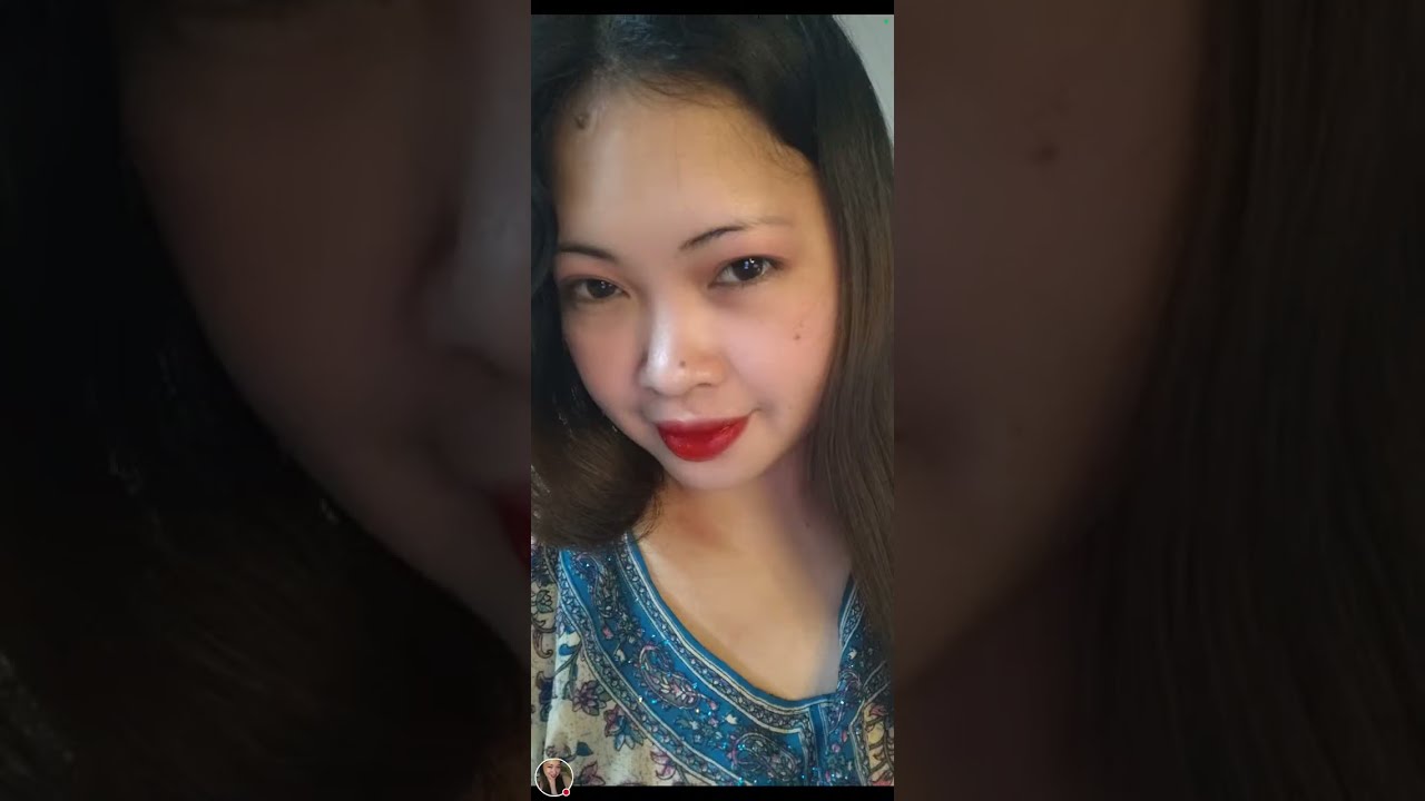 Julie bee is Live! It's Thursday busy day😉❤️