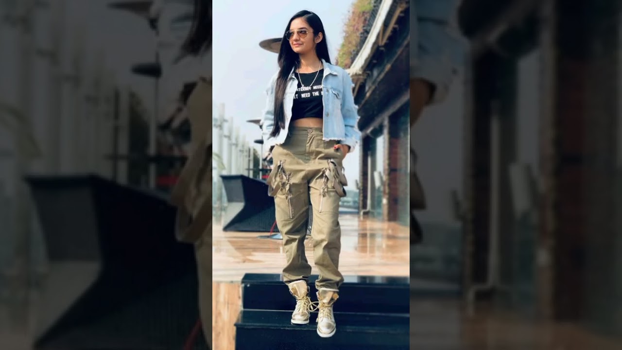 anushka sen new video