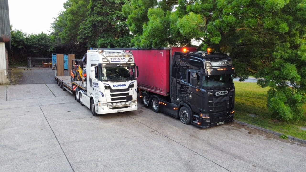 CUSTOM SCANIA S500 WALK AROUND - HAWKINS LOGISTICS