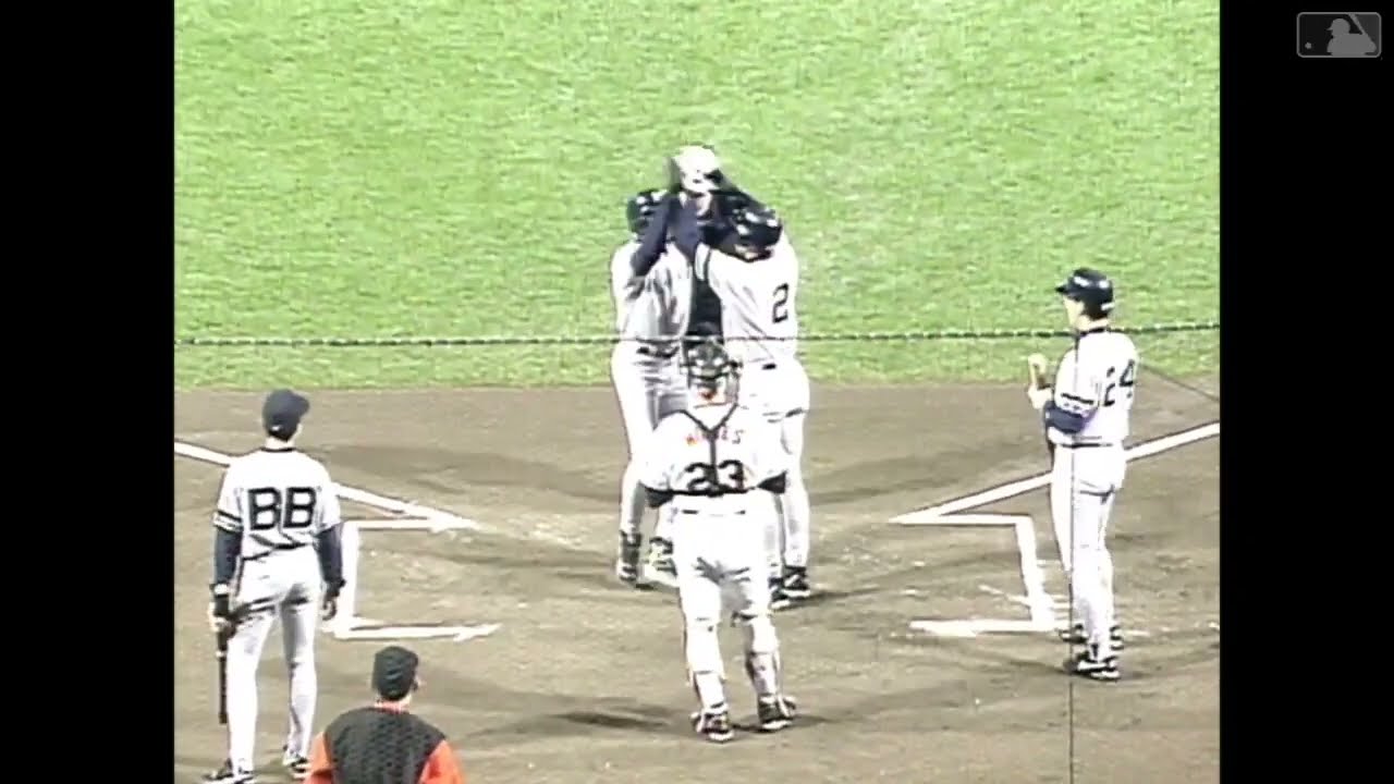 Bernie Williams had the clutch gene! Check out some of his biggest postseason homers!!