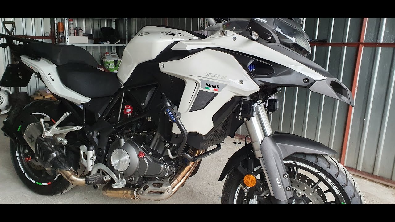 Benelli TRK 502 ''lift'' gmoli