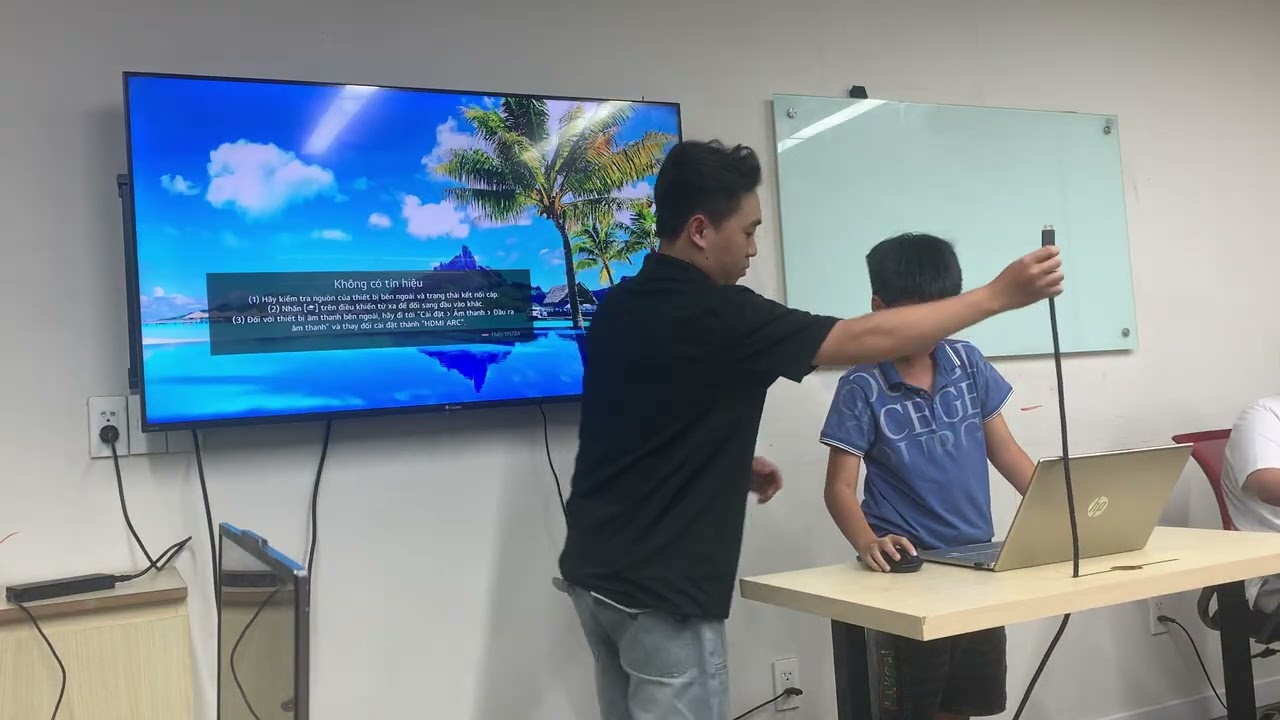 Thuyết trình cuối khoá của Huy, Khôi, Anh, Thành, Phúc, Tiến GA29 (Game Creator Advanced)