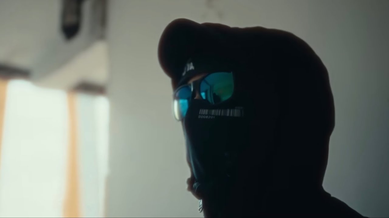 1PLIKÉ140 - 700T feat. H.LA DROGUE