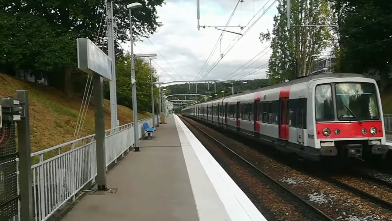 La gare RER RATP la moins fréquentée : La Hacquinière