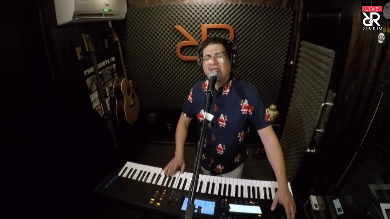 Jos&eacute; Feliciano - Feliz Navidad (Cover) Live @ R&R Studio 2020 (David DeLaGarza)