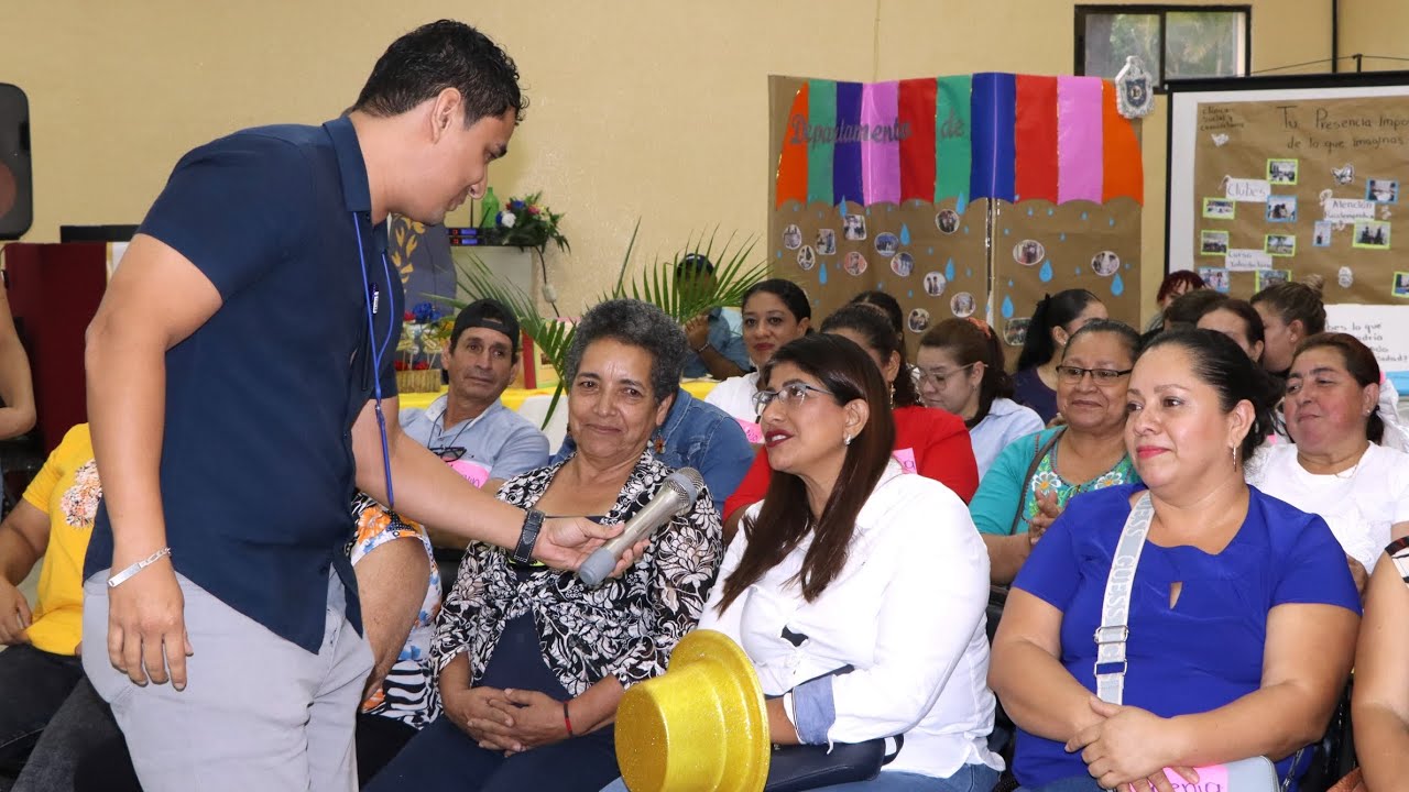 Encuentro de Intercambio Interactivo con Madres y Padres de Familia