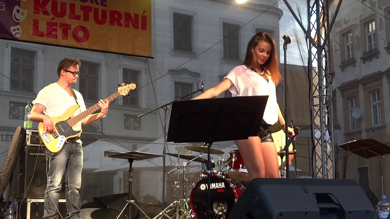 Monika Bagárová - Opava - 15.8.2013 - Tanečnice