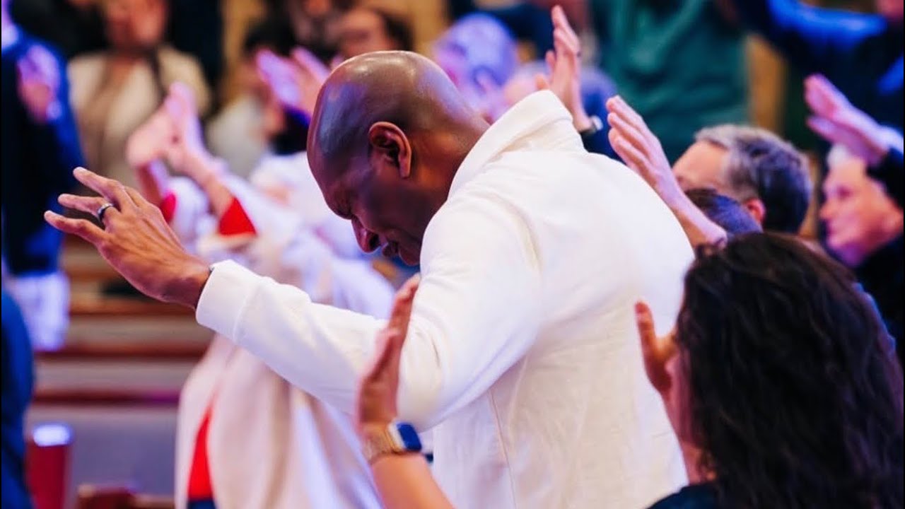 Sunday Evening Worship Service