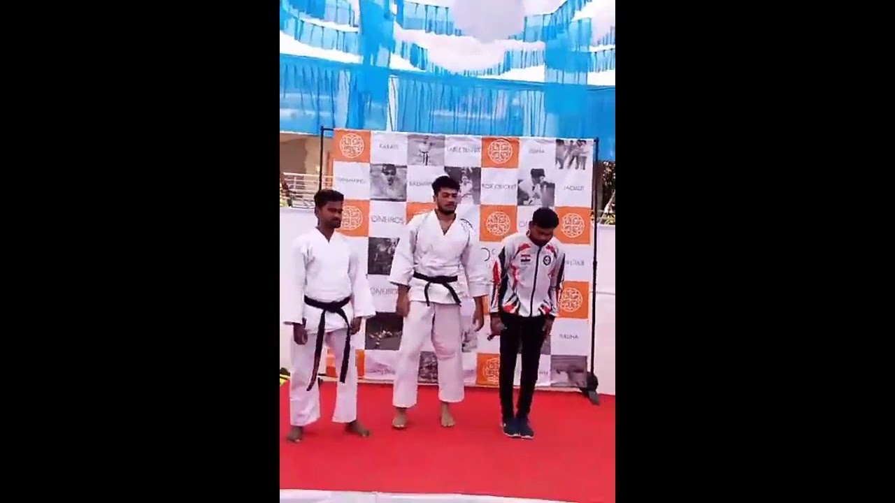 Knife and Hand Self Defense Technique Sensei Aklesh Bavriya.