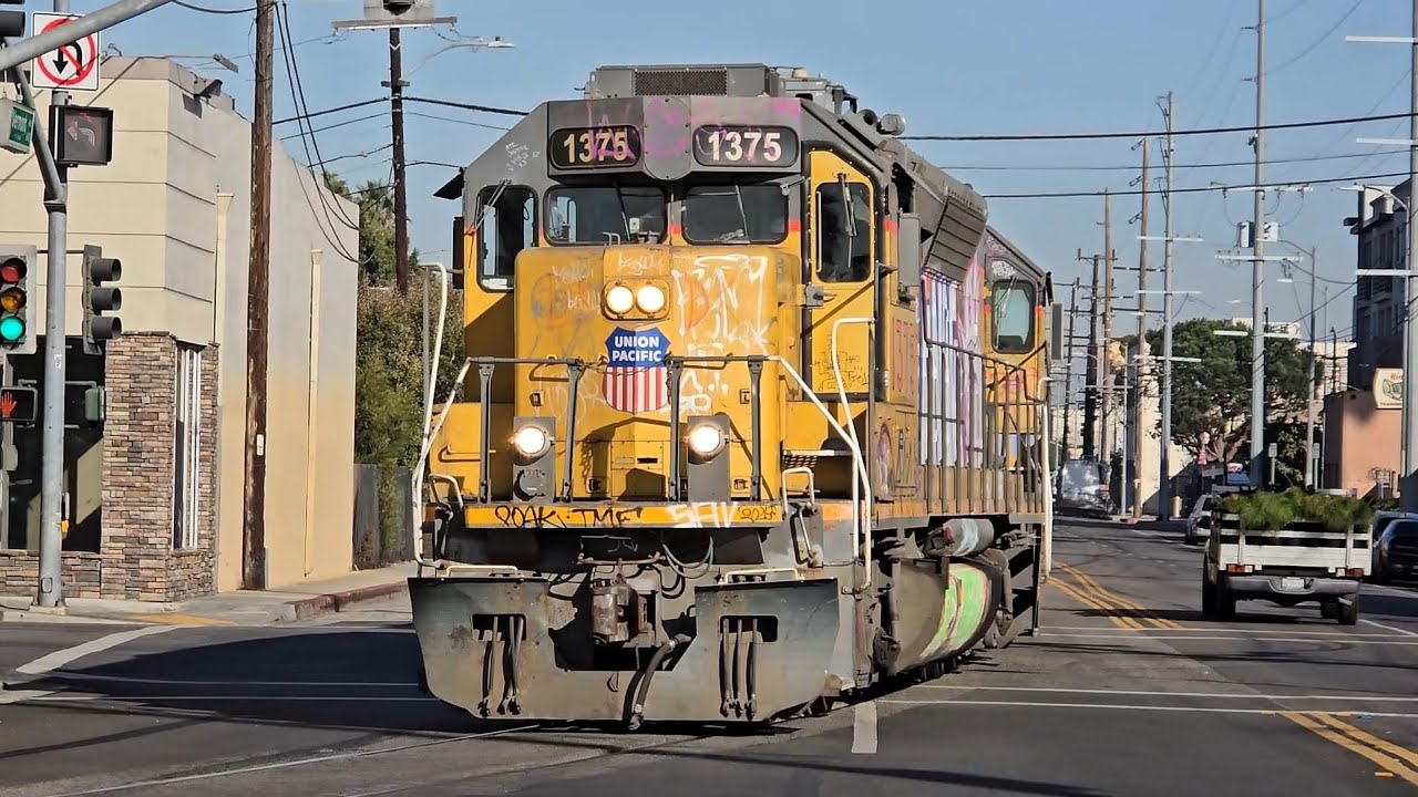 [HD] Rare GP40P-2! Union Pacific LOW10 Torrance Local Chase from South LA to Torrance