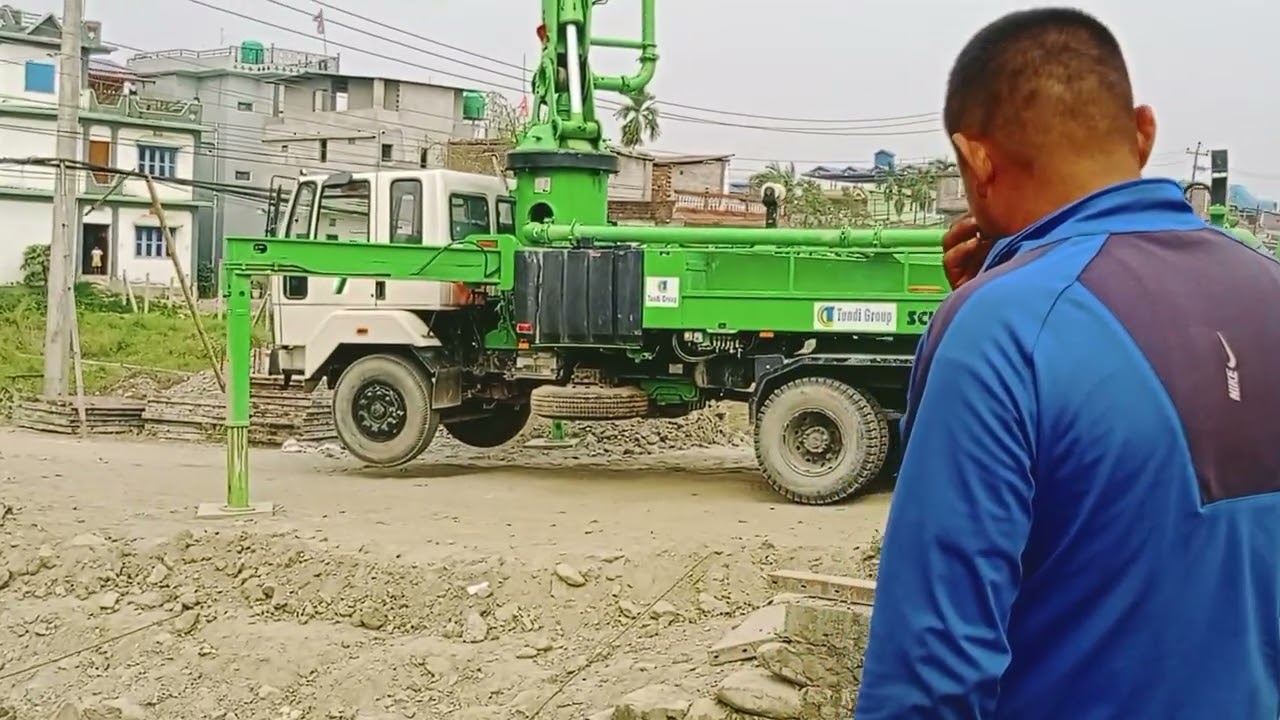 Concret Lifting pipe machine kaikam hotahai #viralvideo#longvideo #readymixconcrete#lifiting#machine