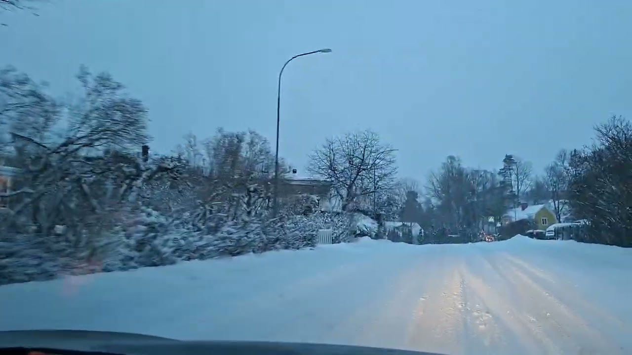 Short Drive in Snow ❄️