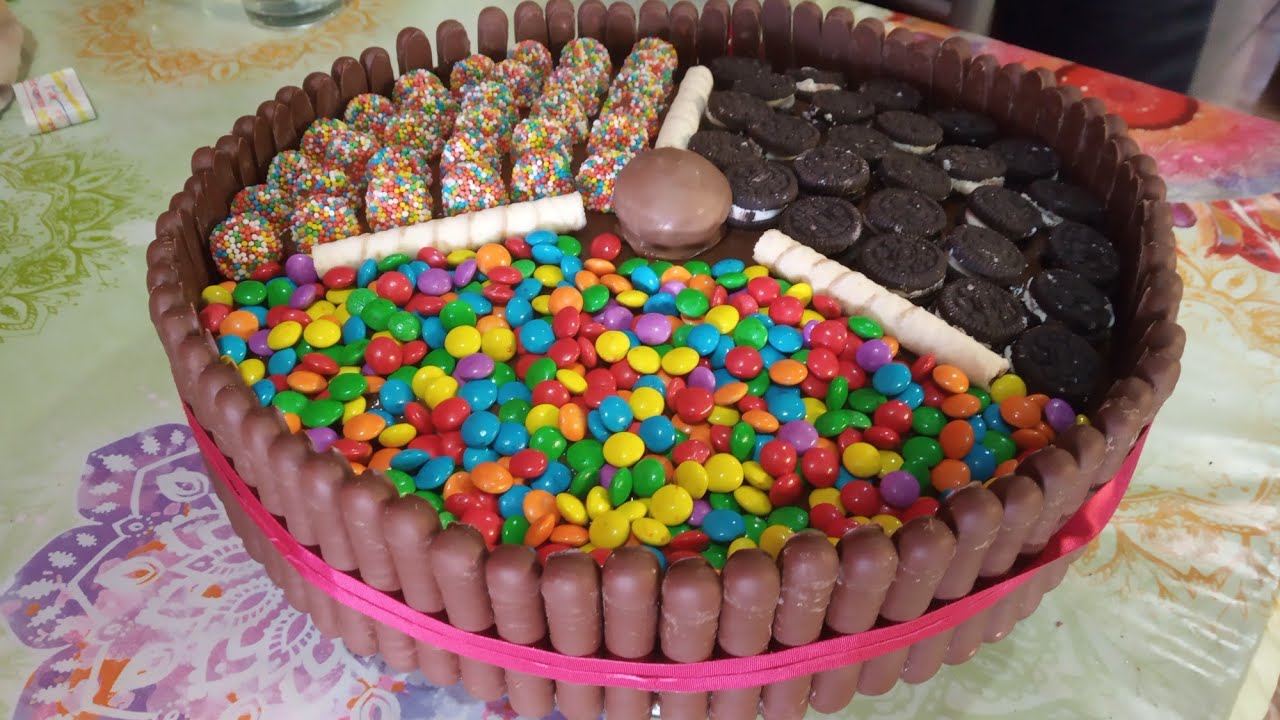 Torta de chocolate con golosinas!