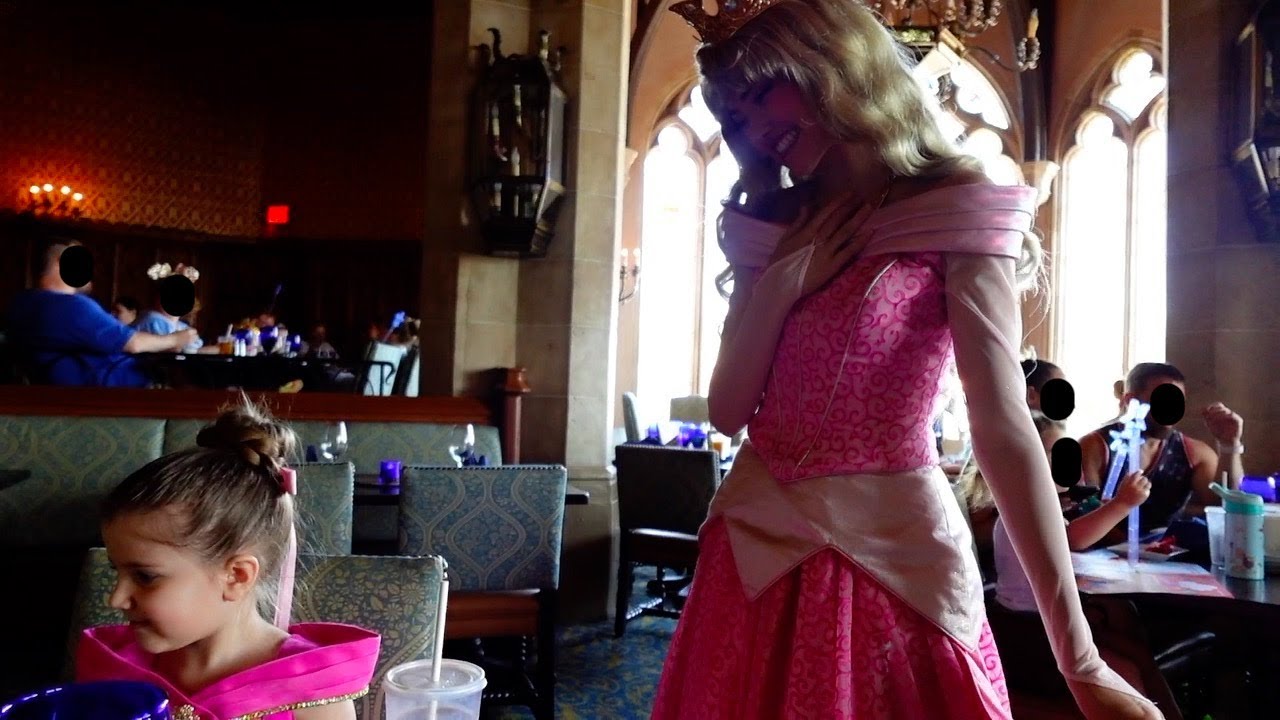 Day 5 - Cinderella's Royal Table Breakfast, Magic Kingdom & Epcot