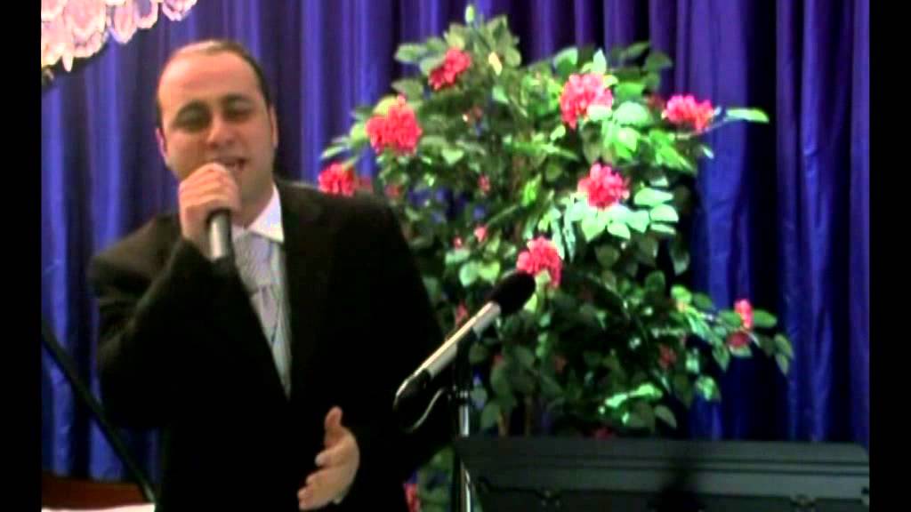 La guerre est finie / Paroles-Musique: Elias Rahbani / Chant: Elliot Ross
