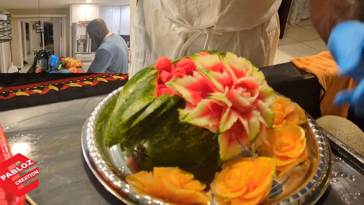 HOW TO CARVE A ROSE INTO A WATERMELON