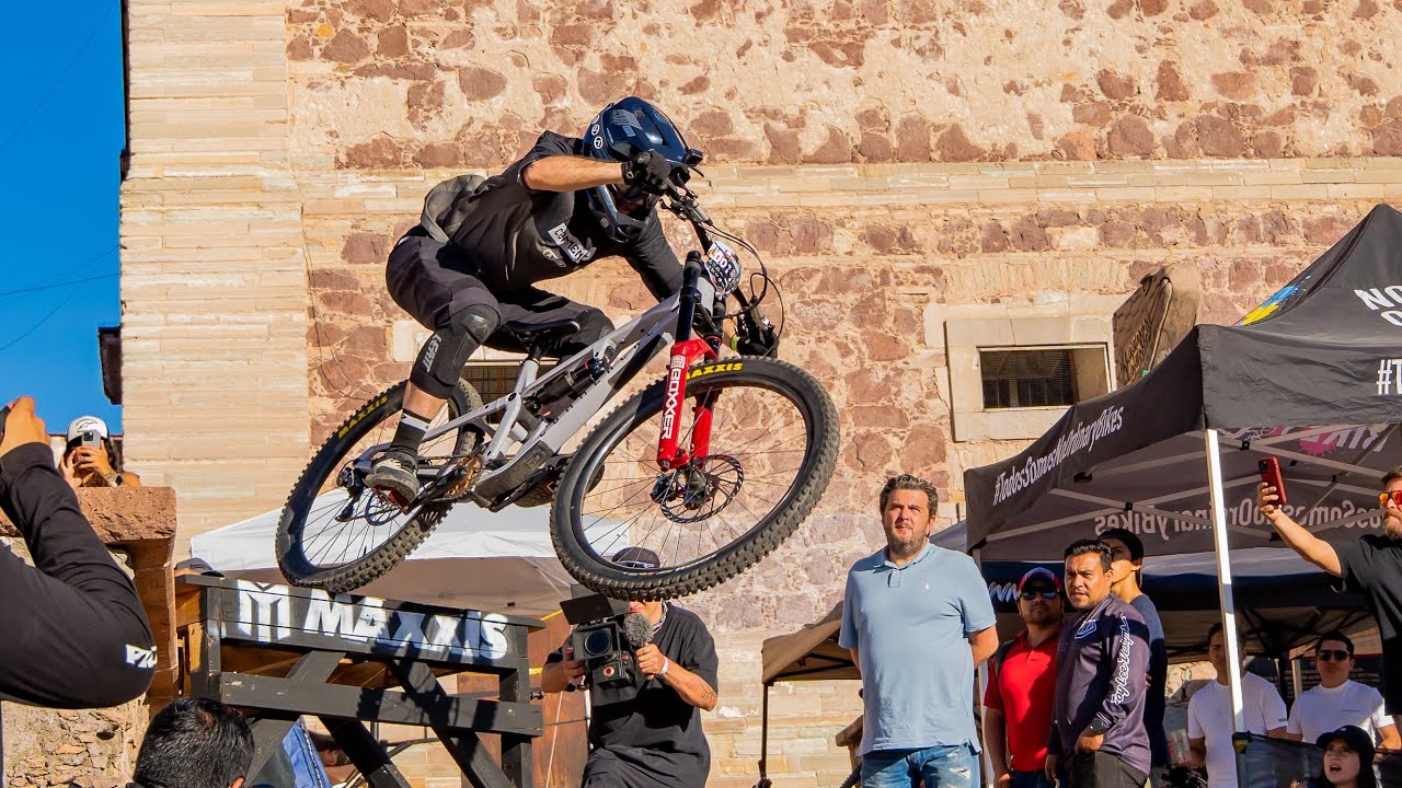 Carrera Extrema 💥 Ultimate Urban Enduro en Guanajuato Mexico 🌮