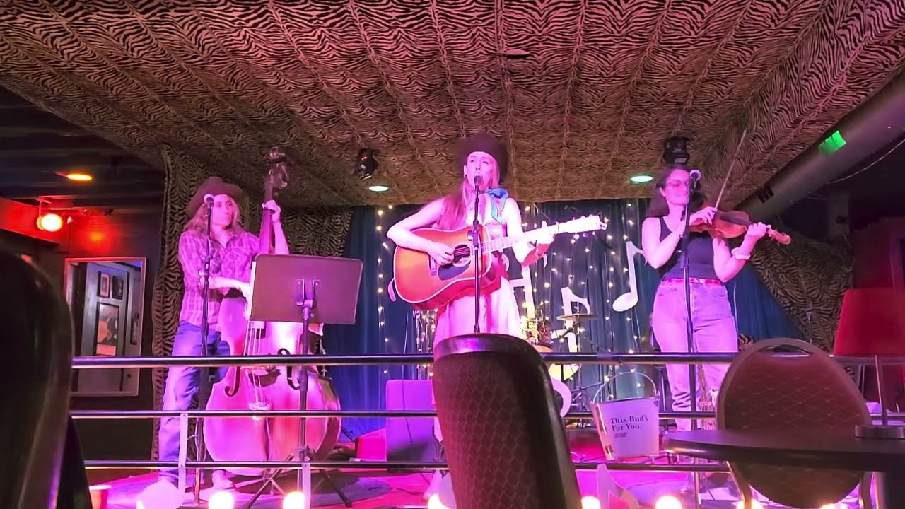 Brennen Leigh I Ain't Through Honky Tonkin Yet at Hernando's Hideaway, Memphis, TN 7-13-2022