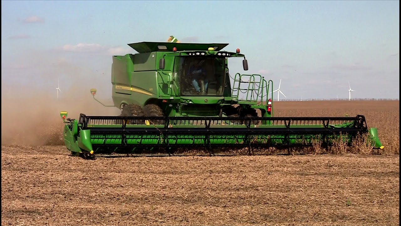 Goken Farms - John Deere  S670 Combine on October 9, 2016