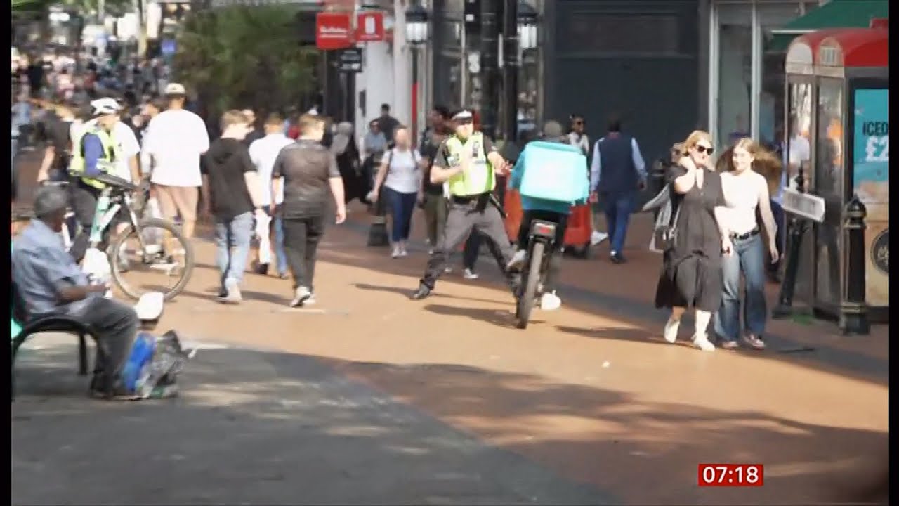 Illegal speeding e-bikes and delivery riders vs the police (UK) 7/July/2025