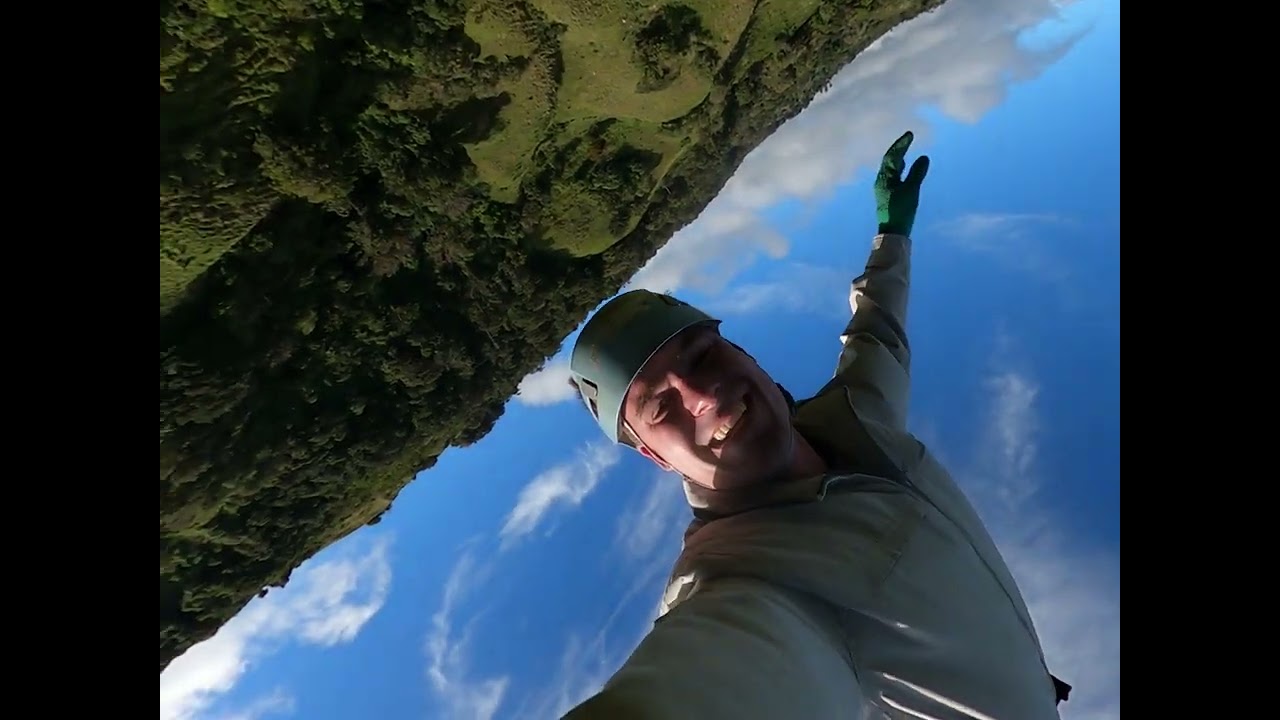 Sam Bungee Selfie Video