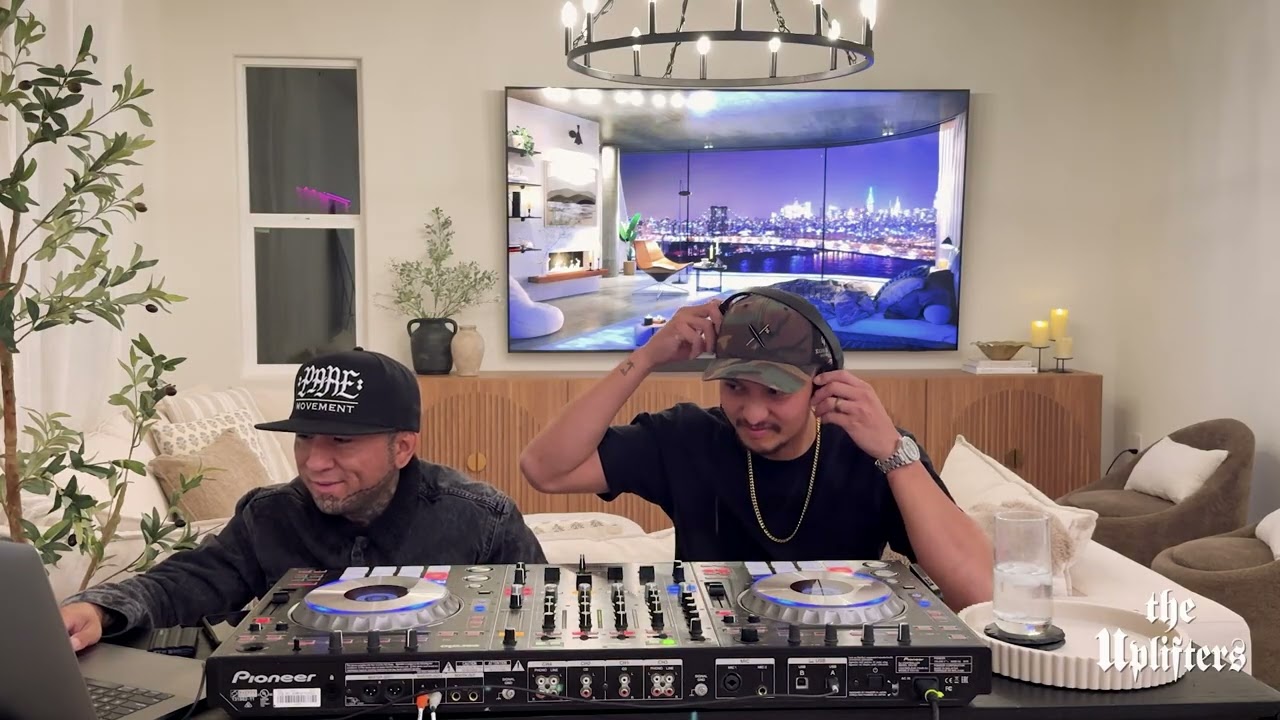 Throwback R&B DJ Mix by DJ Eternal & DJ Diversik of The Uplifters