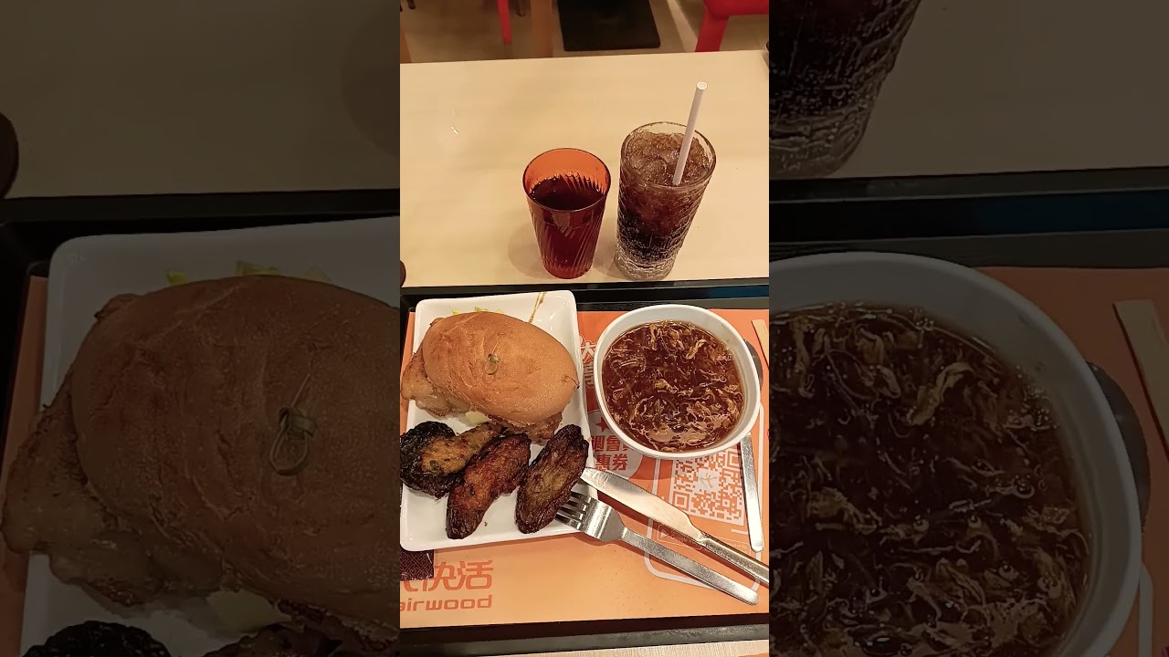 chicken 🍗 bread 🥪, fried fish 🐠 meat melon🍆, pork meat 🥓 soup🥣, cola 🥤 delicious！💪💕👍👍