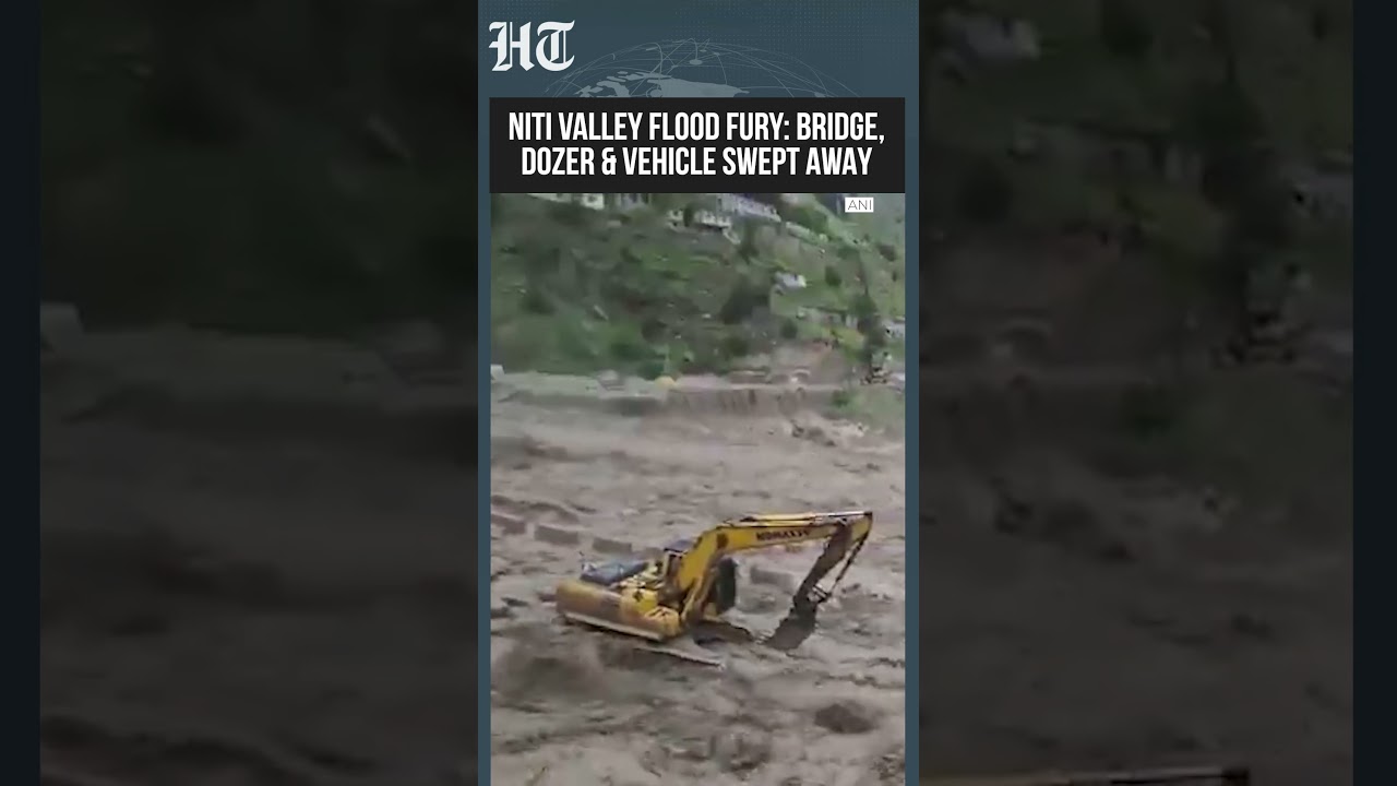 Uttarakhand Flash Flood Sweeps Away Bridge, Dozer & Vehicle in Chamoli | #shorts