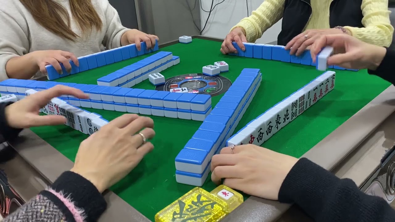 Mahjong273. 廣東牌10番512有花🀄️接住直落局四回之三：蘭姨發威，大牌連連，雄心壯志打出不食反出統。（預告初四會有1024😆）