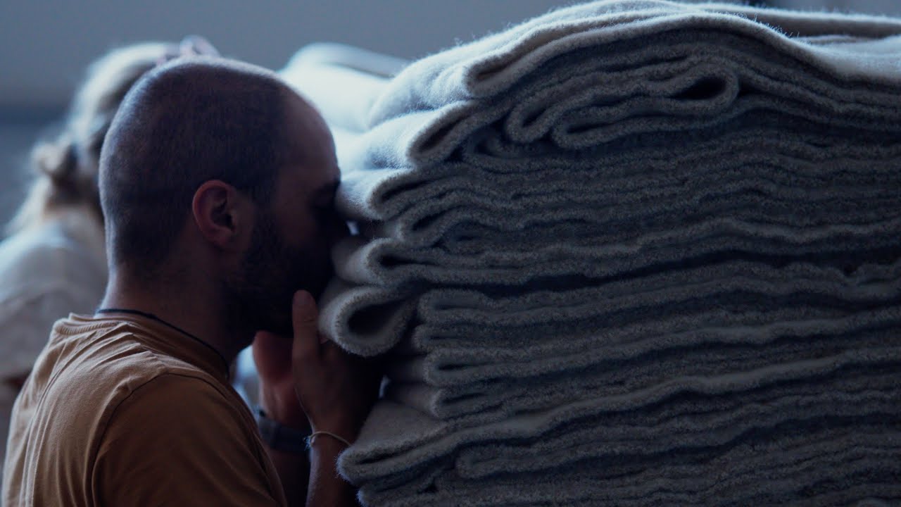 Micro Docu  ENG: Journey grazing Kempisch Heathsheep to blanket on your bed