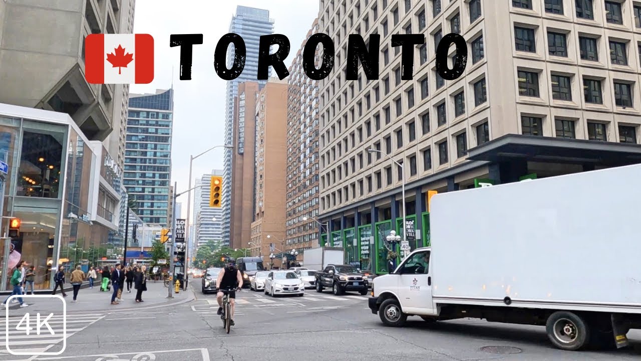 Walking in 🇨🇦Toronto Bloor street | 4K
