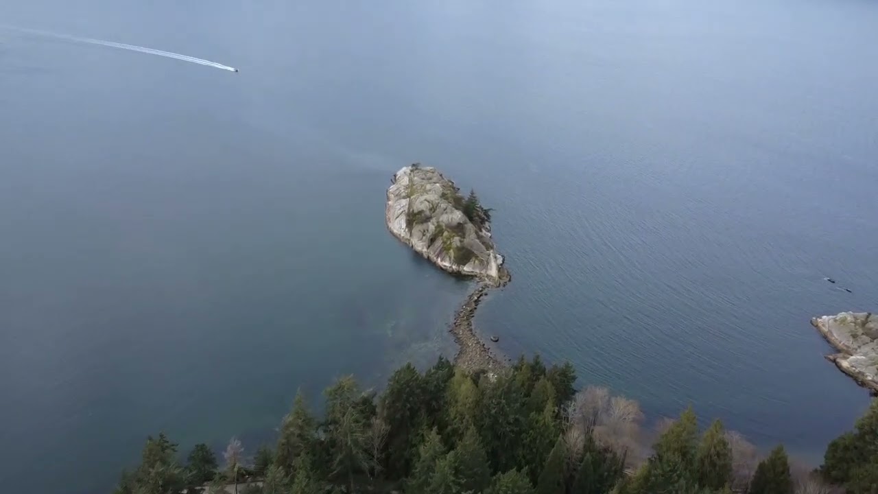 Whytecliff Bench #djimini4k #djidrone #drone  #horseshoebay #westvancouver 