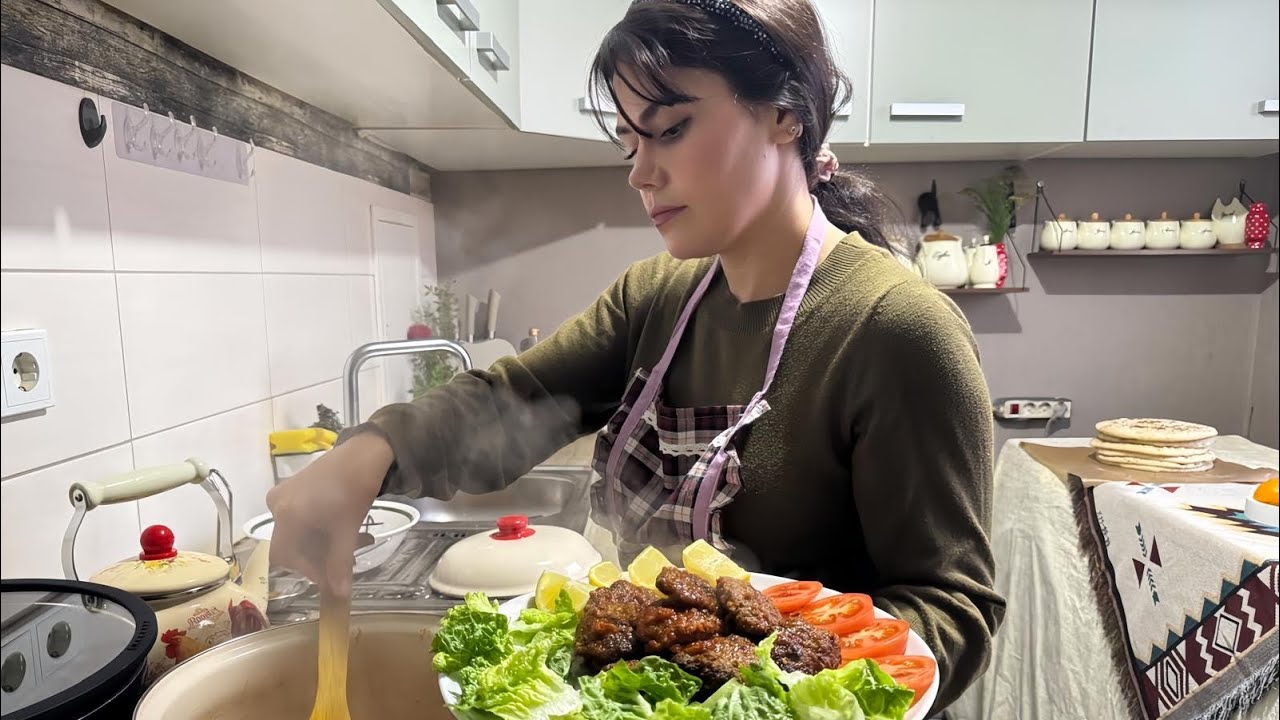My simple and cozy life in the countryside — cooking easy meals and creating handmade dishes.