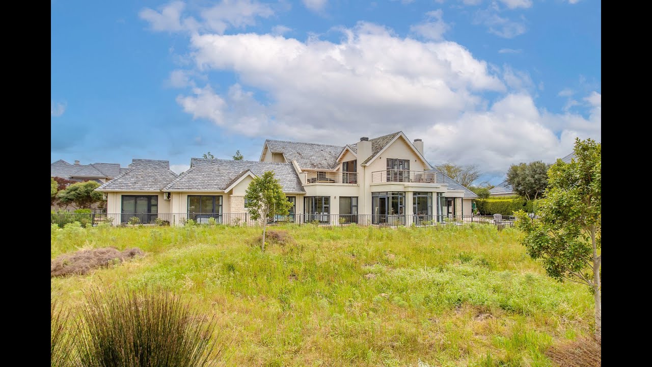 5 bedroom golf estate house for sale in Pearl Valley | Pam Golding Properties