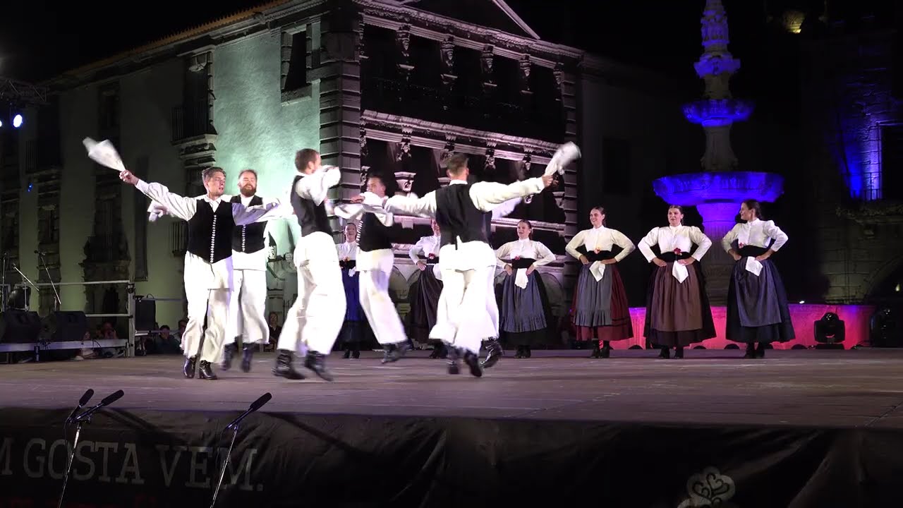 Slovene folk dance: Prekmurska Mladost (Youth over Mura river)