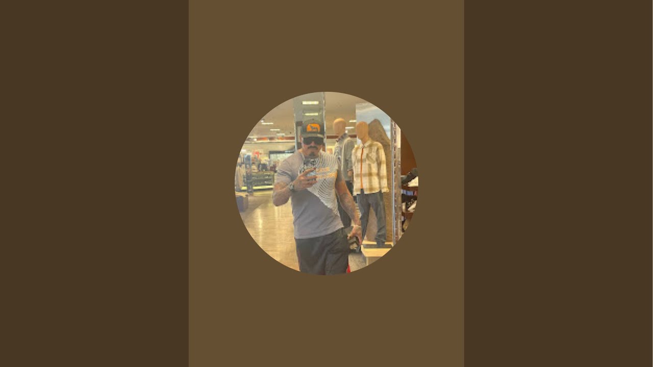 Lino Gomez está en vivo