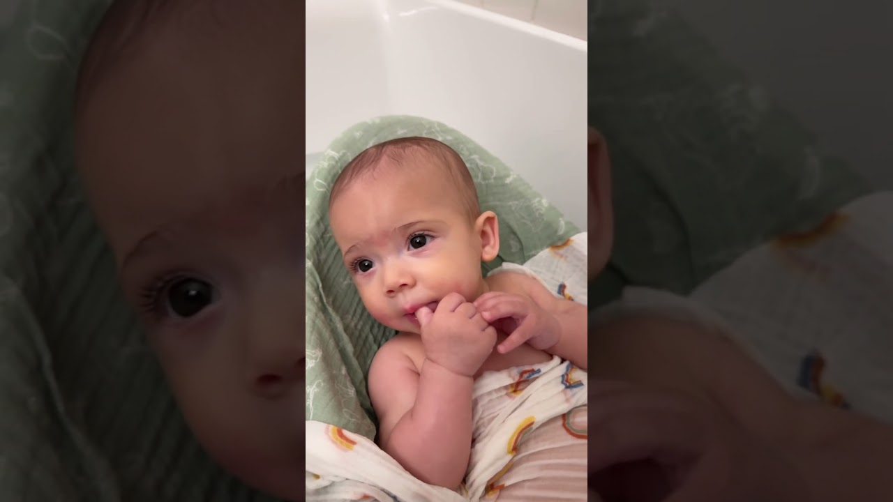 Bath time with daddy, Scottie Rose is the most precious baby ever 🥹 