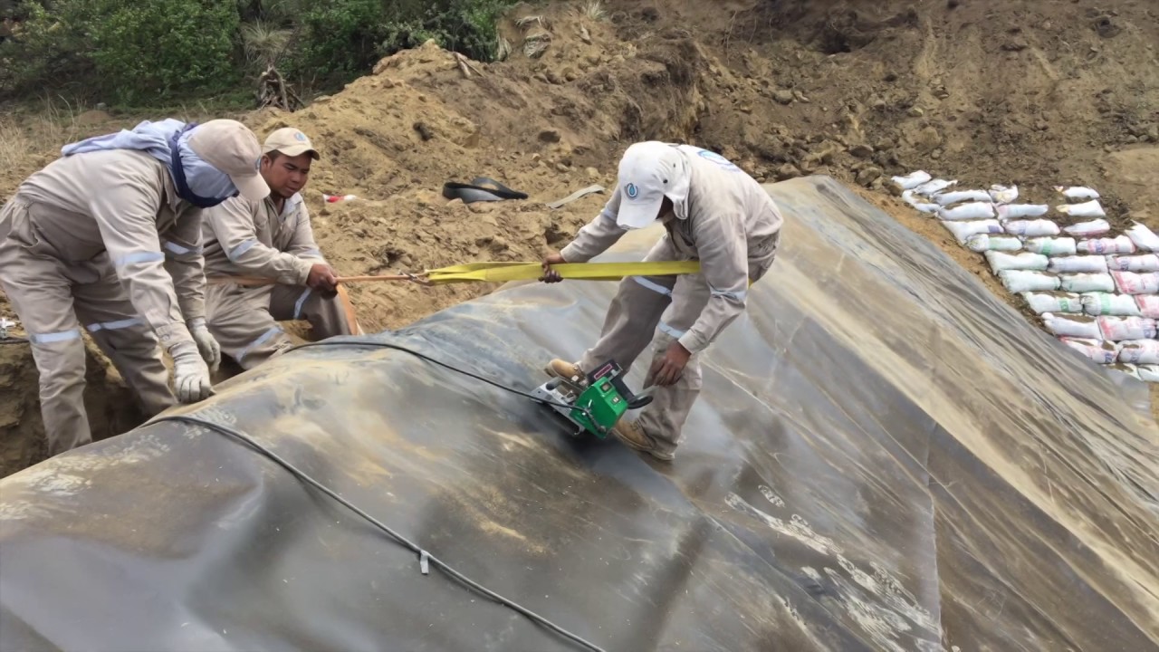 Ollas de Agua con geomembrana de Polietileno