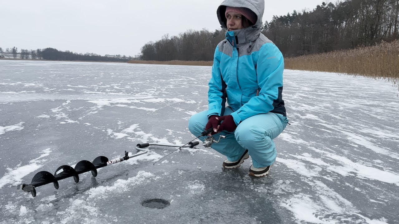 First Time Ice Fishing LIVE🎣Solo Girl Winter Fishing on Frozen Lake #icefishing  #girlfishing #solo