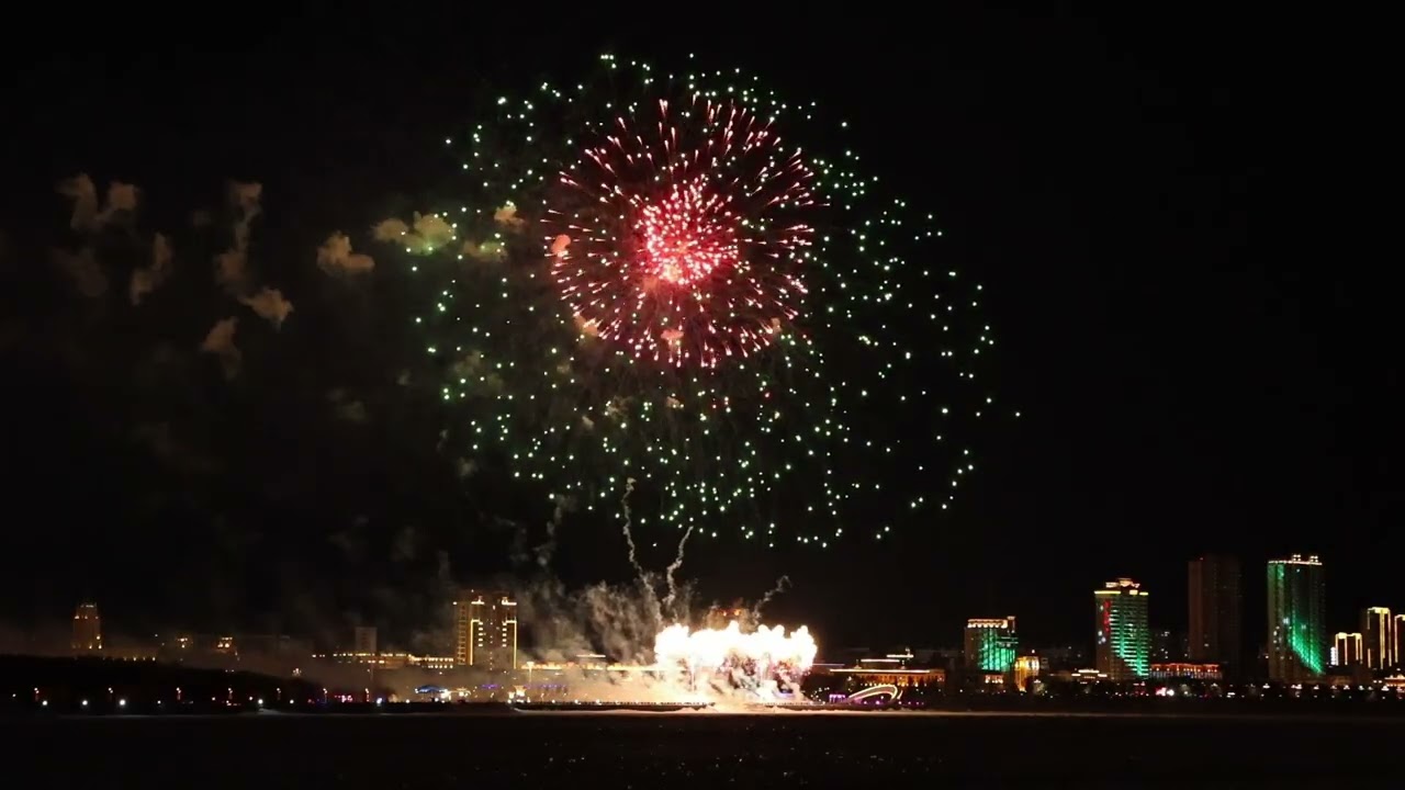 Сhinese fireworks for russian people on russian-chinese border in Blagoveshchensk Amur region