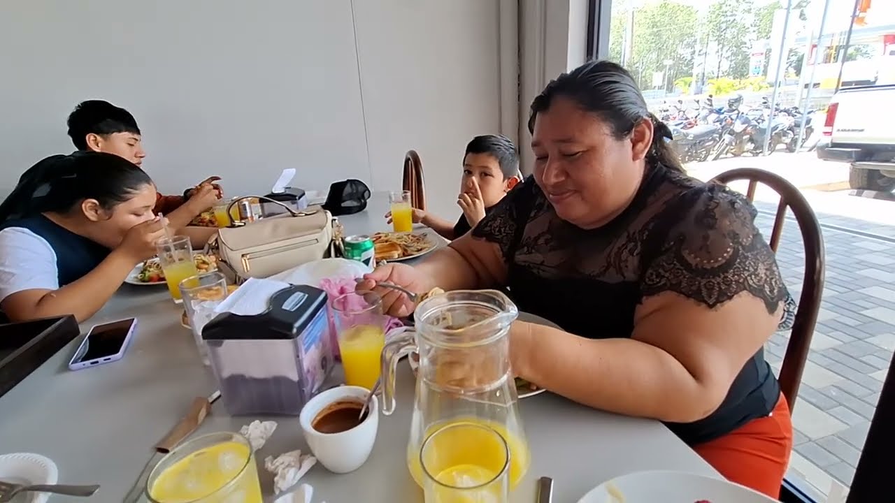 🎈😍Aquí vino MARI A CELEBRAR su cumple, con toda su familia CON ESTE rico ALMUERZO. 