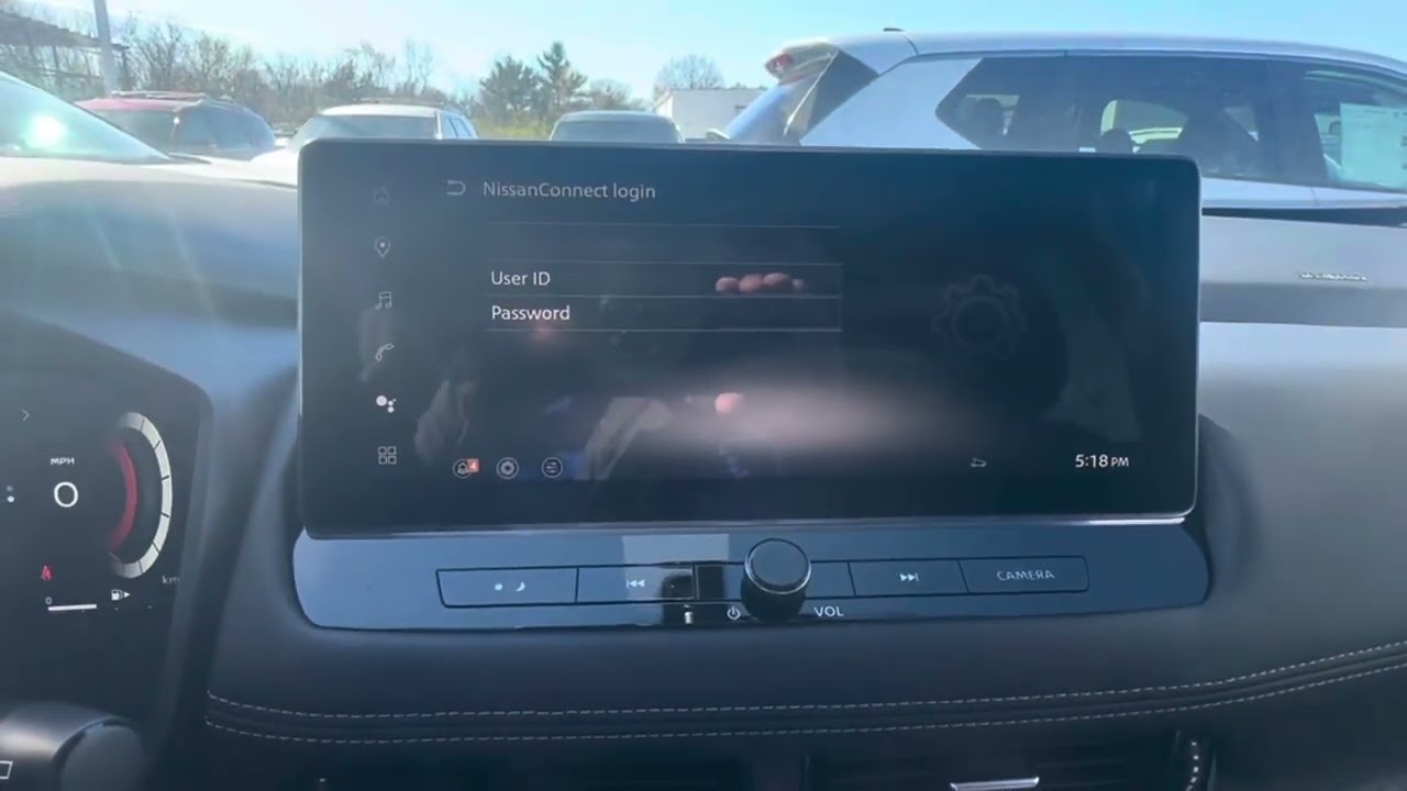 Как подключить приложение My Nissan и связать аккаунт Google в Nissan Rogue 2025 года